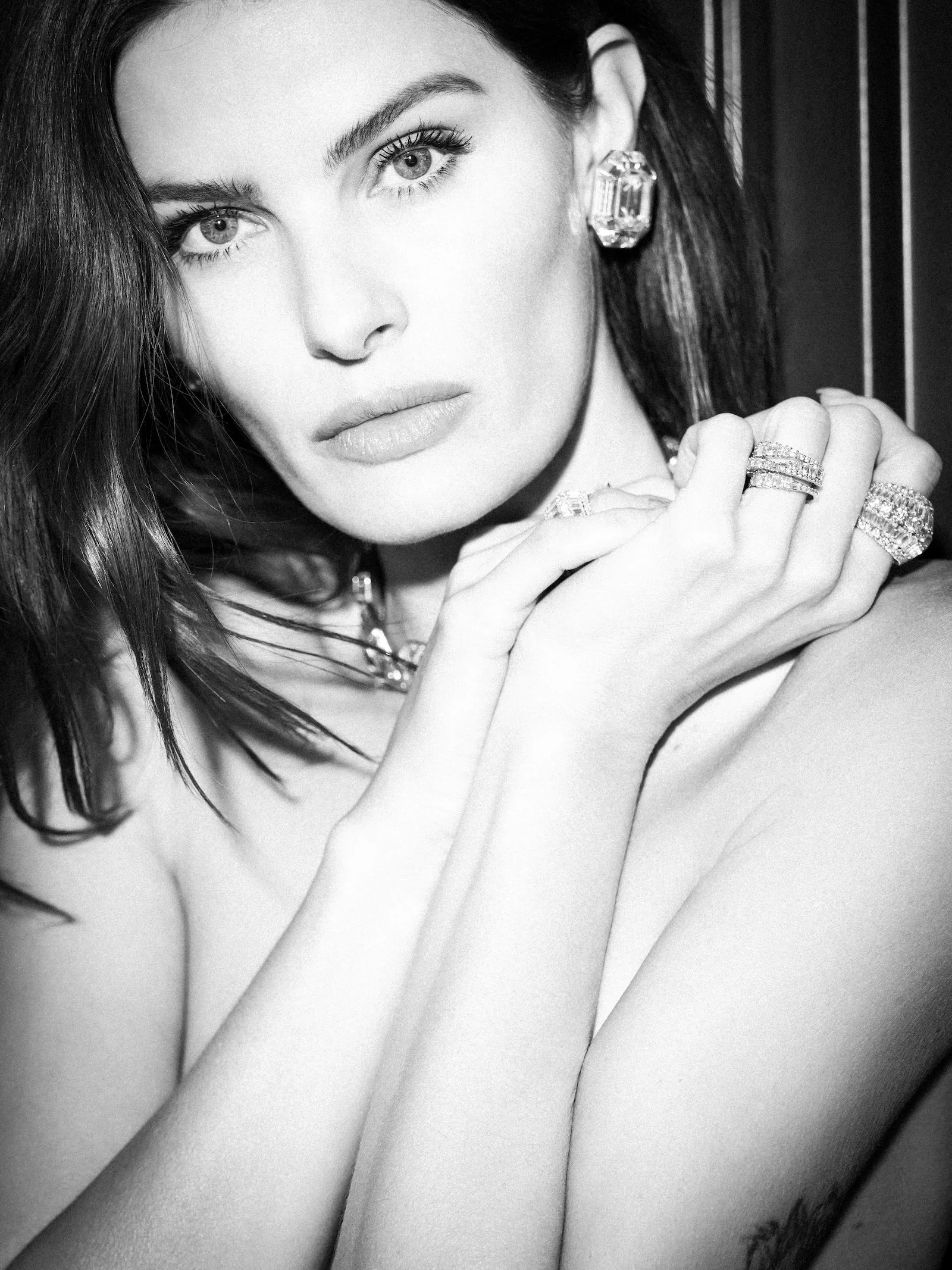 Infinity Group porno rasmlar Rus qishloq ayollari hammomda